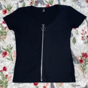 Medium Black Shirt With Functional Zipper Down The Middle